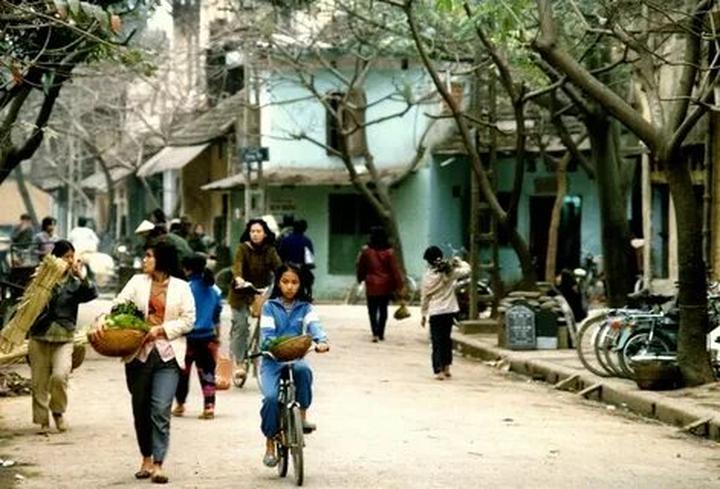 Hotspot Matrix: Biến Mẹ Cua Cốm khen vải trứng Phù thành cơ hội marketing đột phá